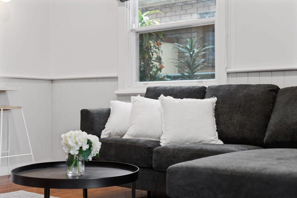 Charming Cottage by the Water Pet Friendly WoyWoy House in Central Coast