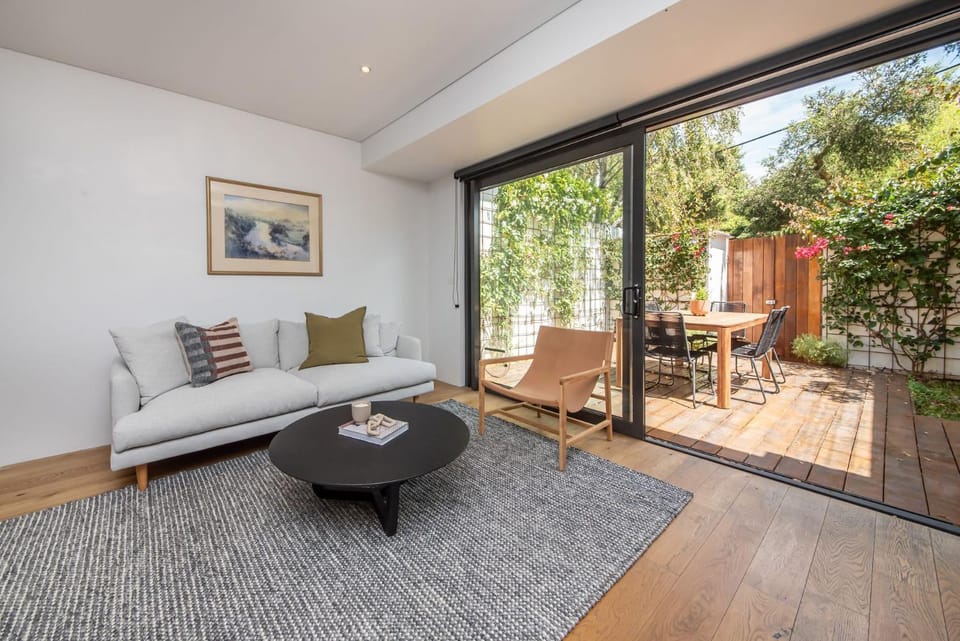 Living room, Garden view