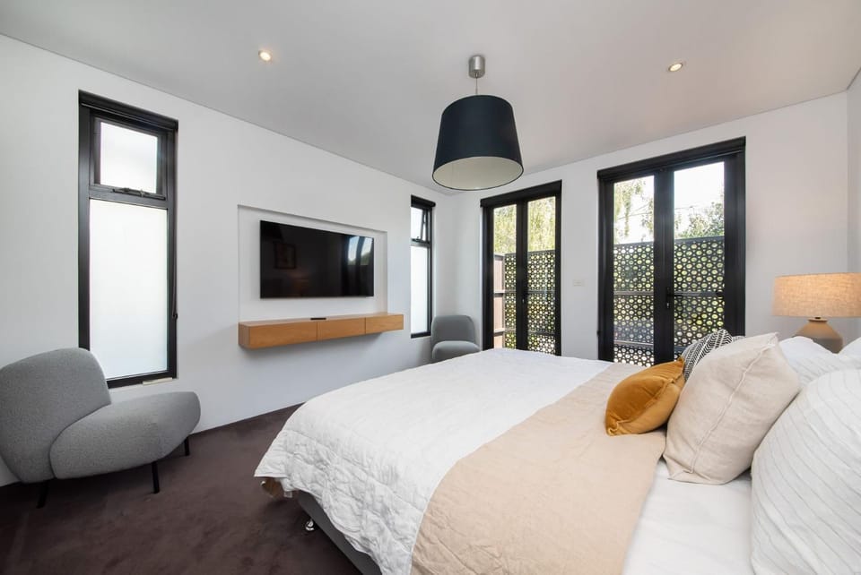 TV and multimedia, Bedroom