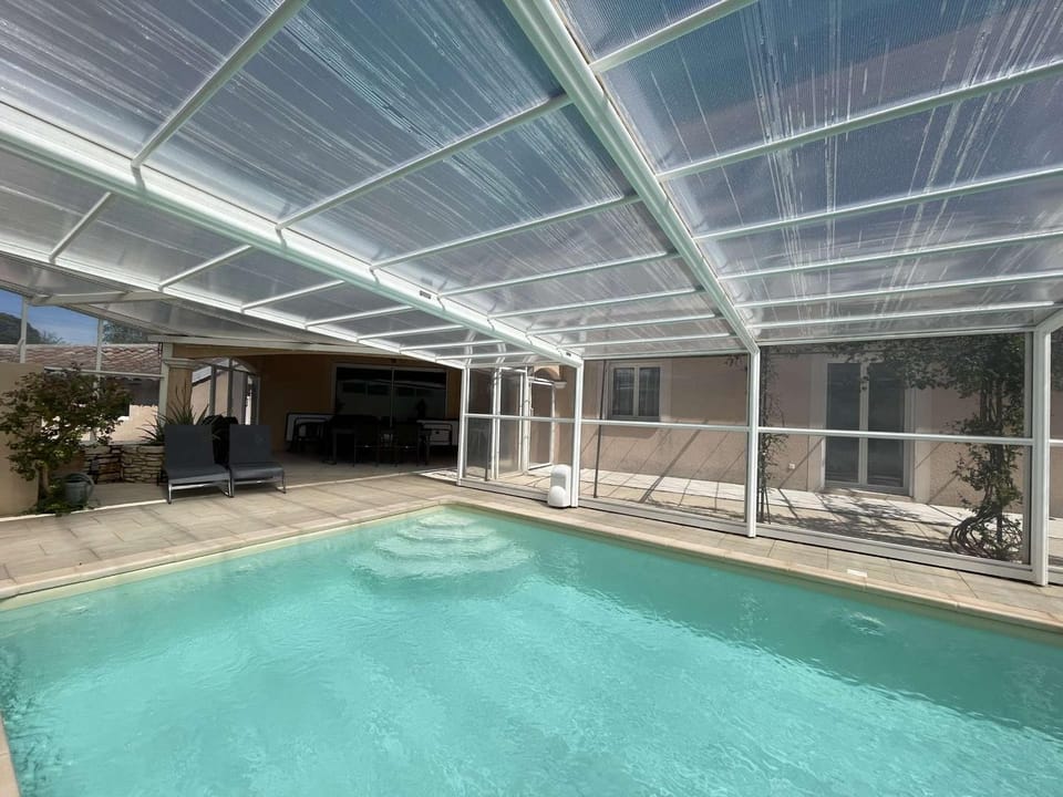 Villa 11 Pers à Vallon-Pont-d'Arc - Piscine Privée, 5 Ch, Jardin, Proche Centre - FR-1-382-213 House in Vallon-Pont-d'Arc