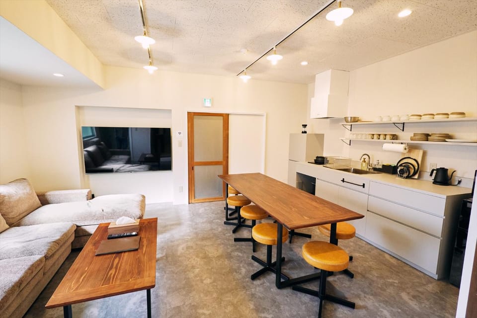TV and multimedia, Kitchen or kitchenette, Living room, Dining area, minibar