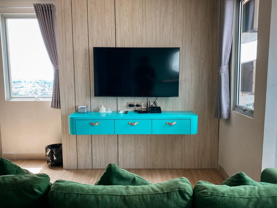 Communal lounge/ TV room, TV and multimedia, Living room, Seating area