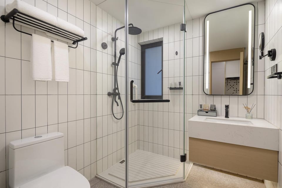 Shower, Toilet, Bathroom