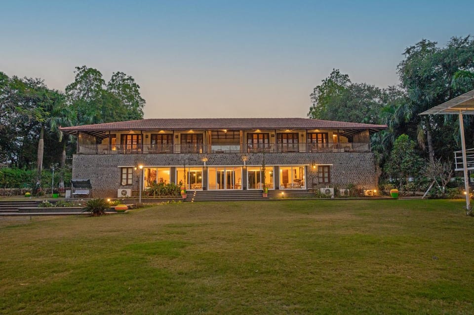 Property building, Garden view