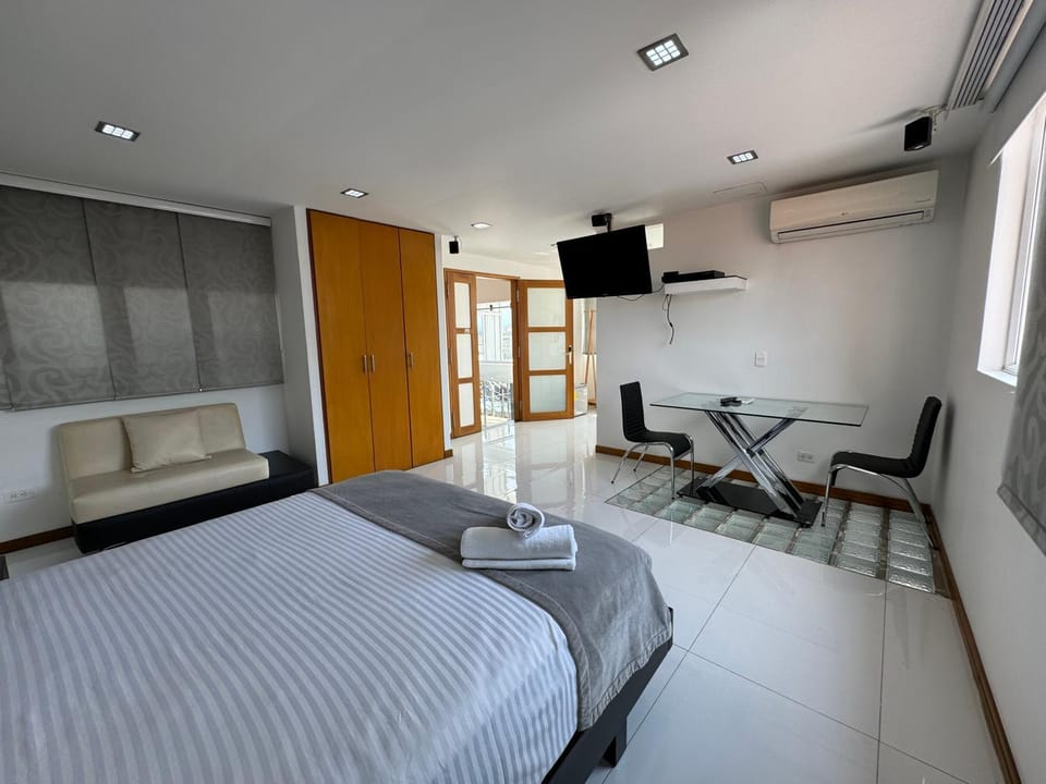 Photo of the whole room
