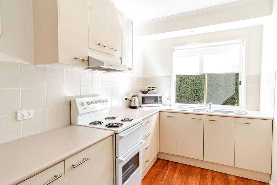 Silver Birches Holiday Village - Unit 2 House in Porepunkah