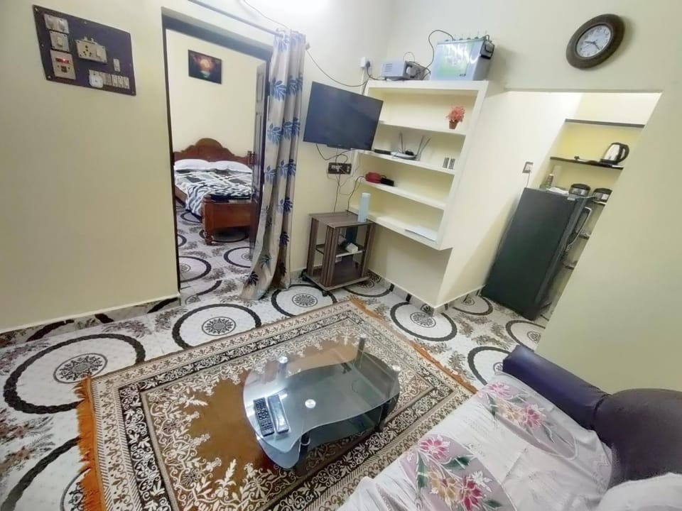 Retro Vibes -1BHK Vacation rental in Chennai