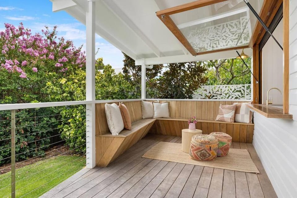 Patio, Spring, Day, Garden, View (from property/room), Balcony/Terrace, Seating area, Garden view