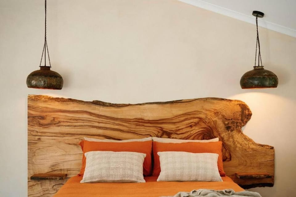 The Honey Barn, Wabi-Sabi Cottage Byron Hinterland House in New South Wales
