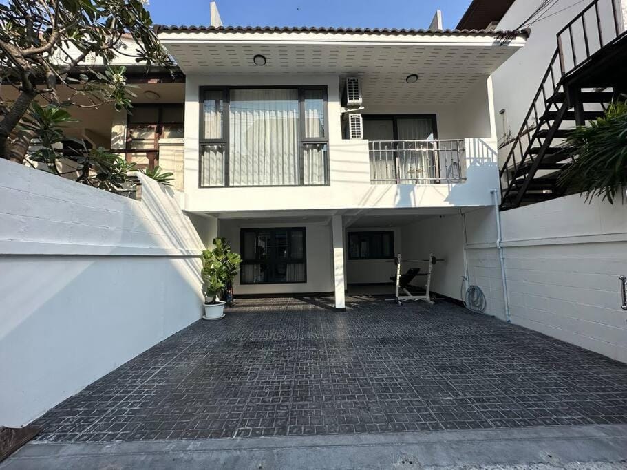 Cozy home @ Chatcuchak/中文服务 House in Bangkok