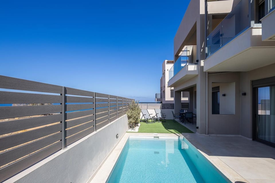 Property building, Swimming pool