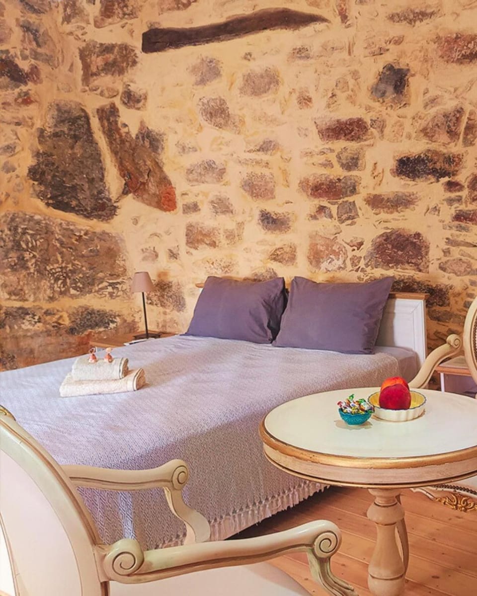 Roza Stone Studio with Private Veranda & Mountain view Apartment in Lasithi