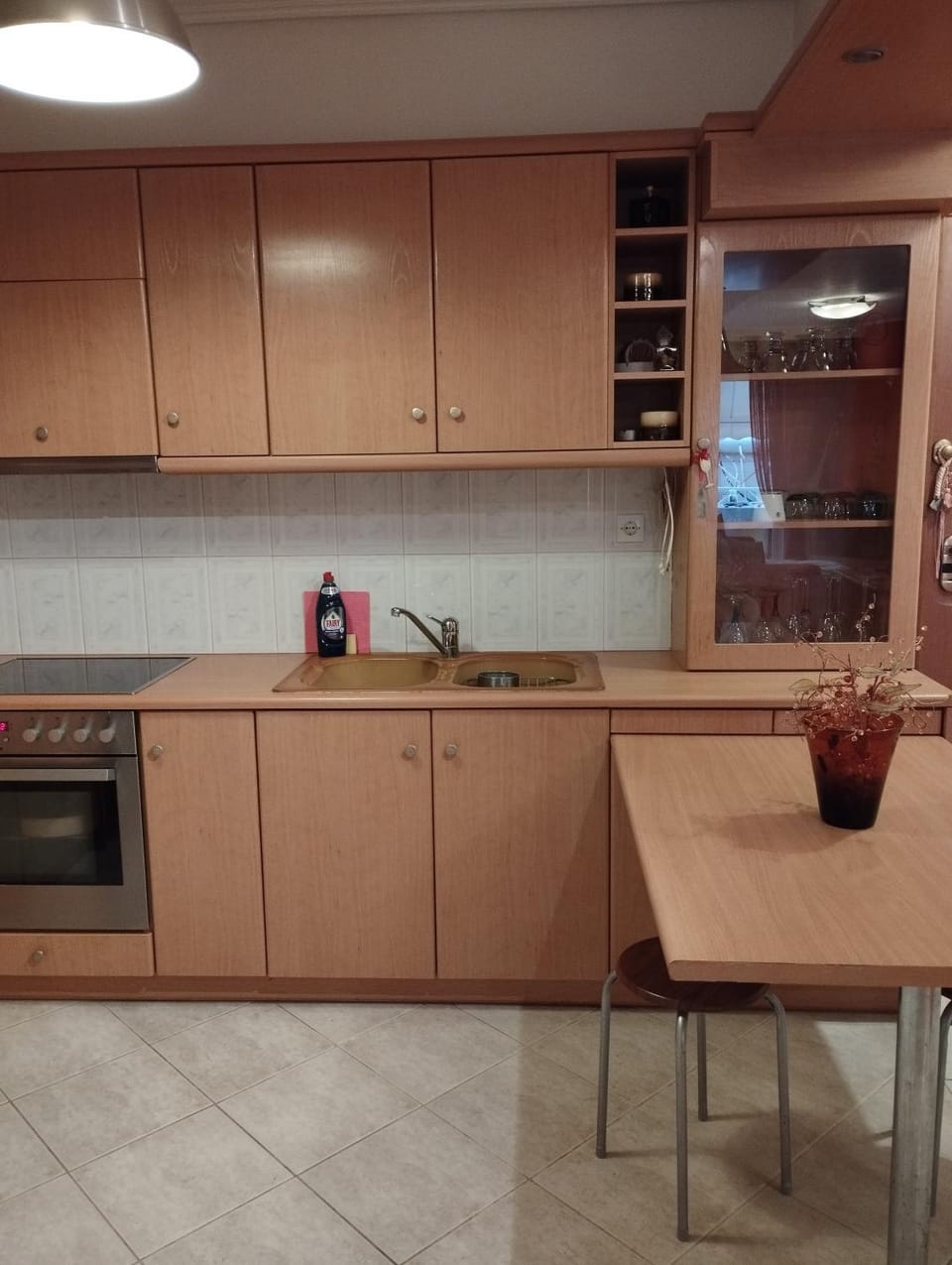 Kitchen or kitchenette, pet friendly, stove