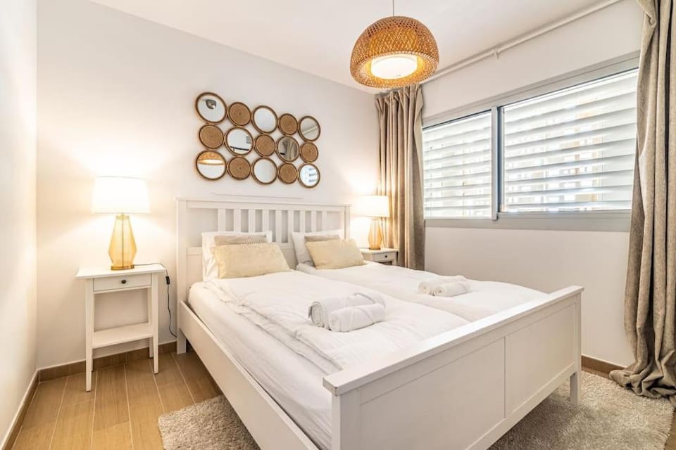 Amazing sea view from the comfort of the jacuzzi Apartment in Fuengirola
