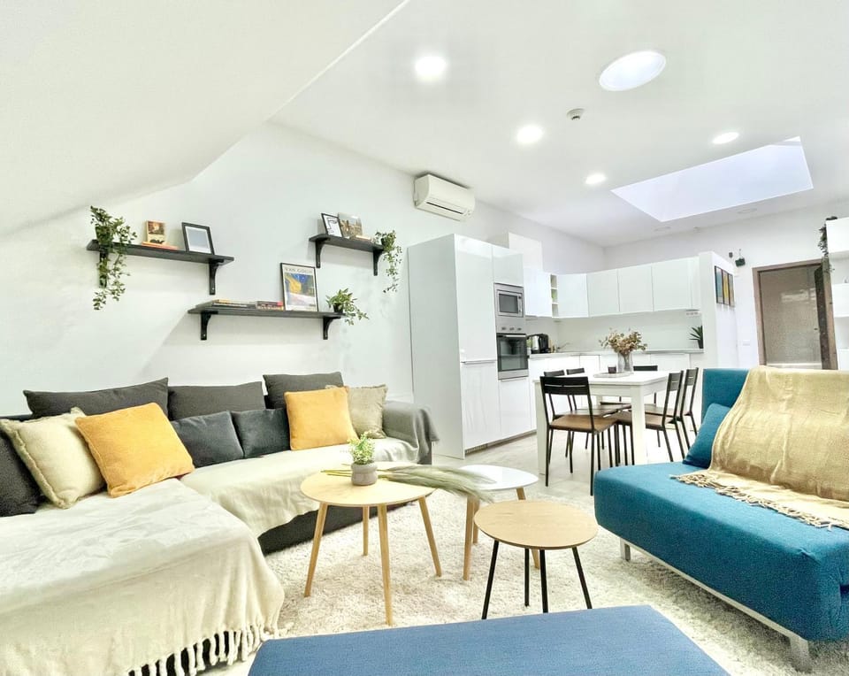Spacious ultracentral modern apartment Apartment in Romania