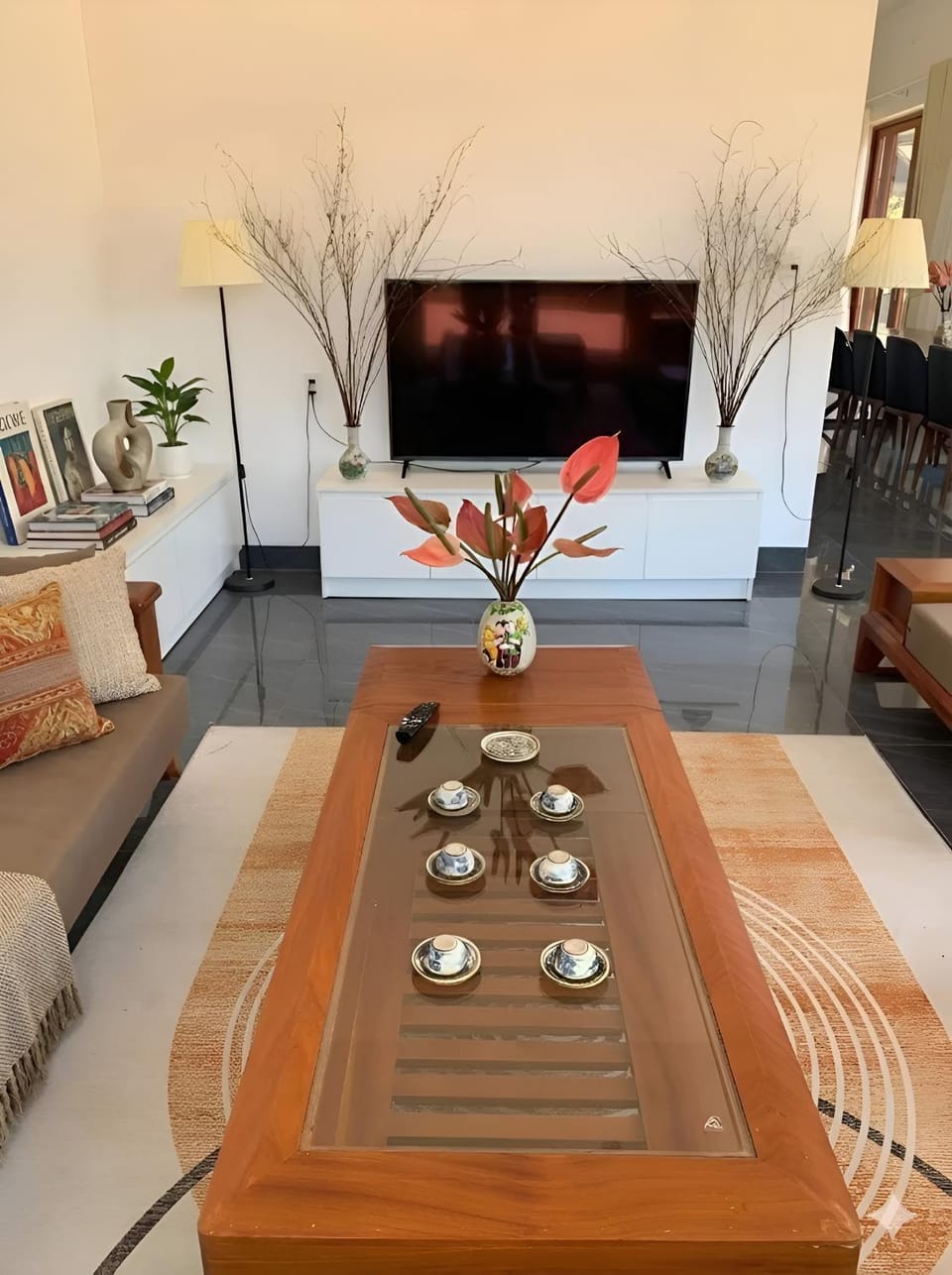 Living room, group of guests