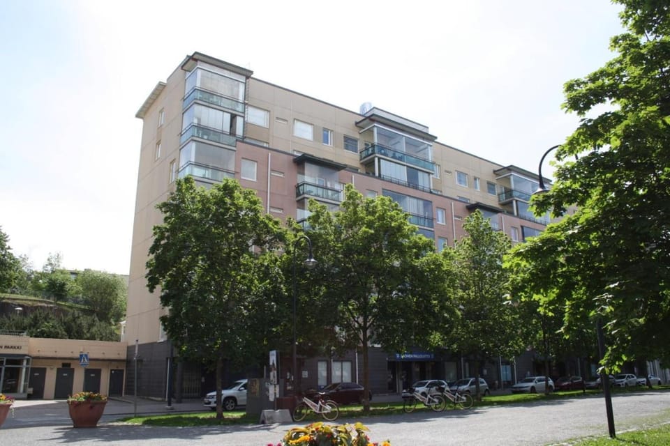 Property building, Street view