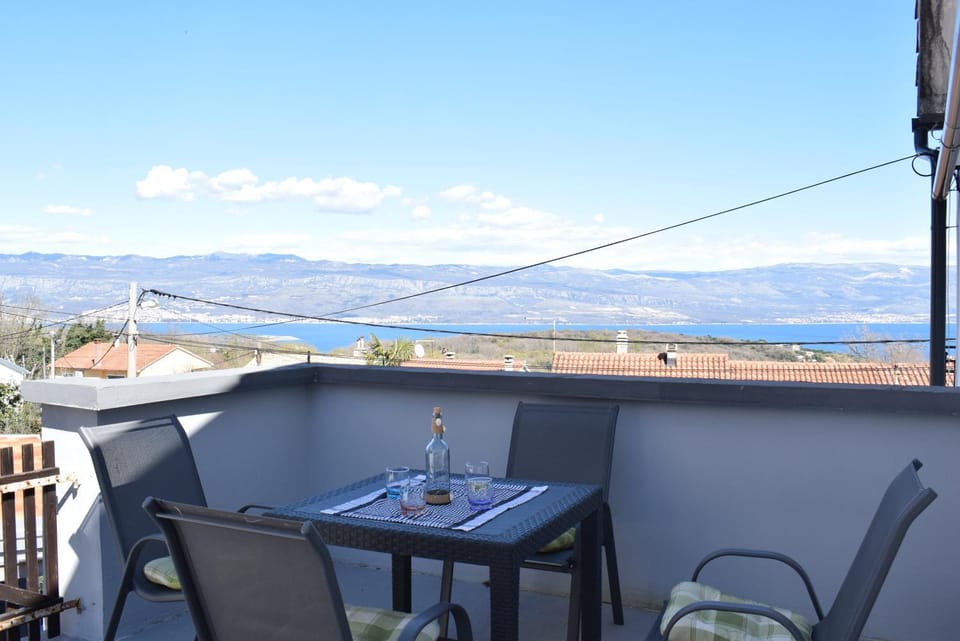 Day, View (from property/room), Balcony/Terrace, Mountain view, Sea view