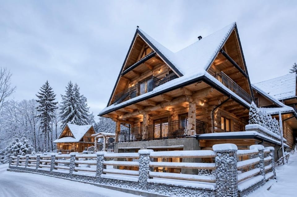 Villa Alexandra jacuzzi Villa in Lesser Poland Voivodeship