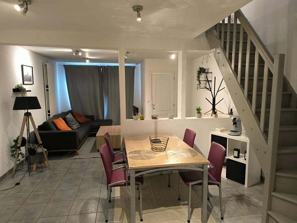 Charmante maison 2 chambres à Obourg-Mons ENGYH house2 Apartment in Hauts-de-France