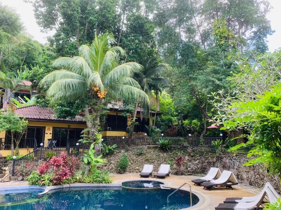 Garden, Pool view