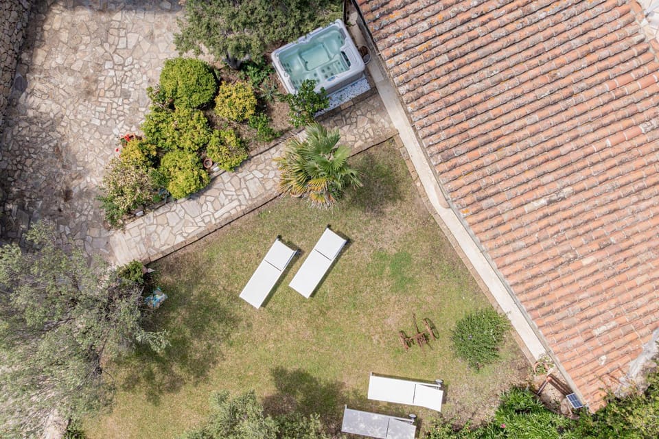 [Villa di Lusso Porto Cervo Pantogia]con Giardino Villa in Sardinia