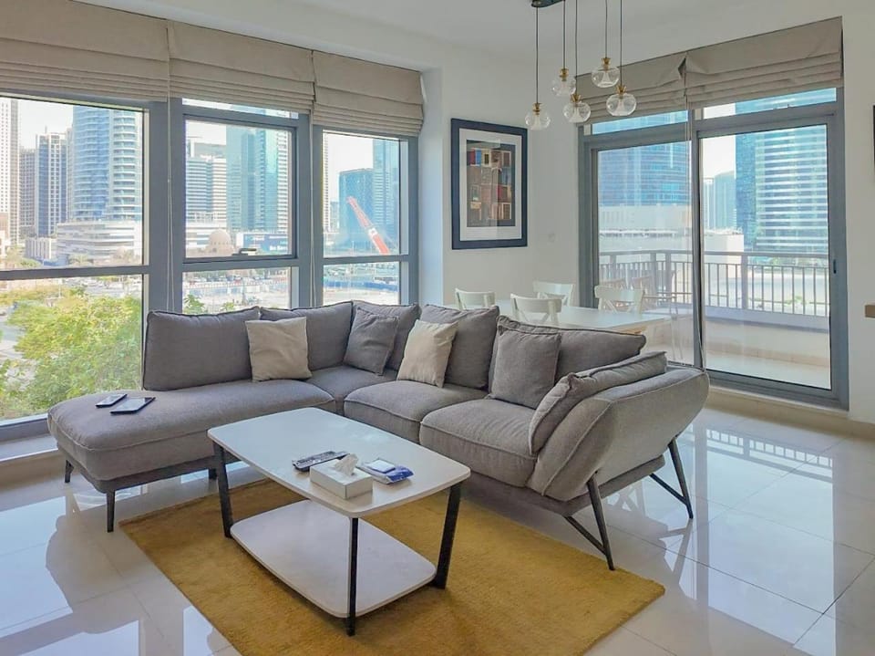 Spacious 1-Bed Apartment Next to Dubai Mall 157CL2-1 Apartment in Dubai