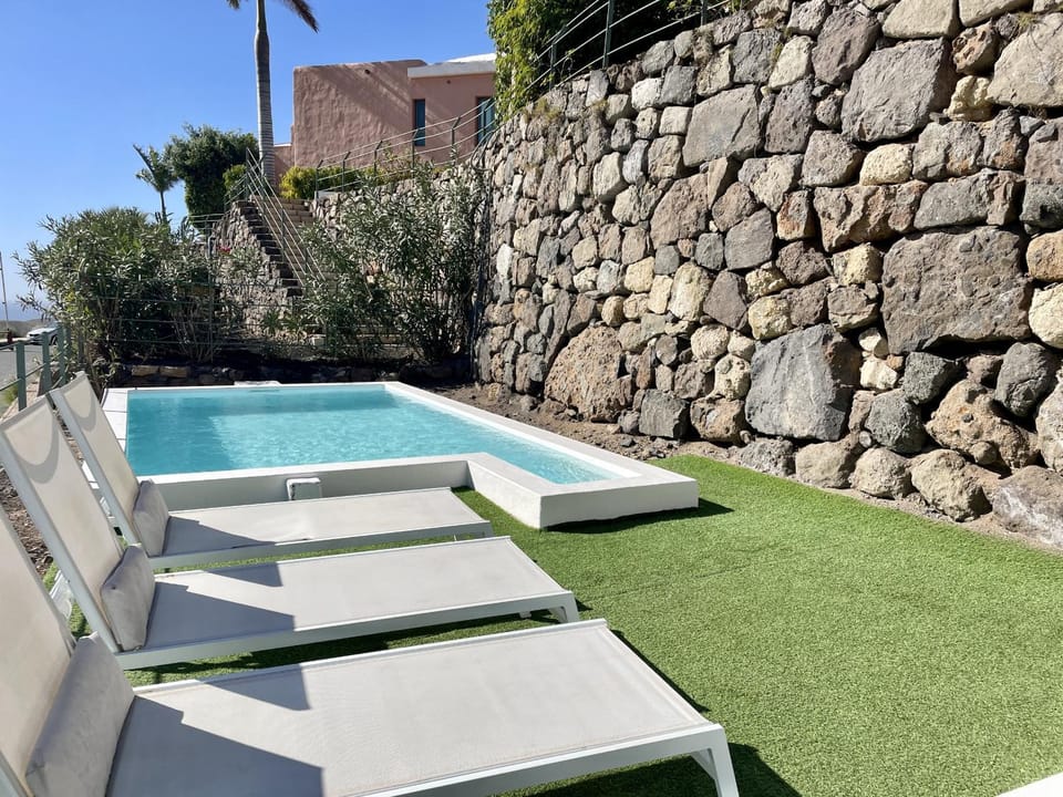 Garden, Pool view, Swimming pool, sunbed