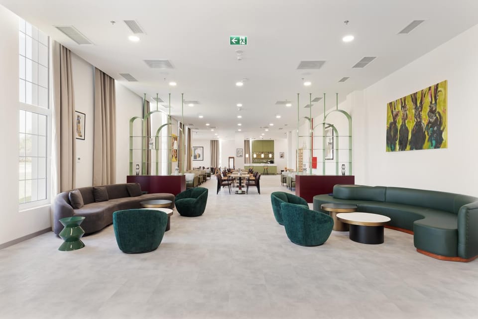 Lobby or reception, Seating area