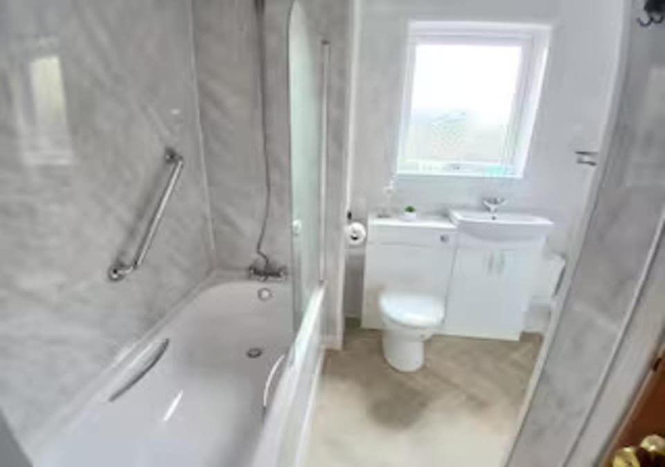 Cosy Flat in Maritime Quarter - Pass the Keys Apartment in Swansea