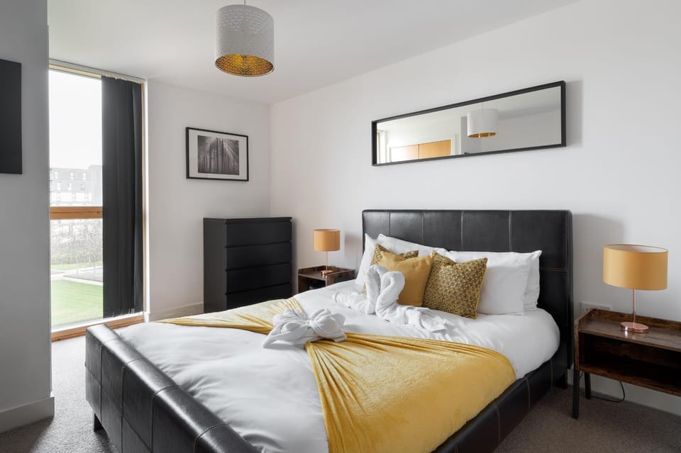 Bed, Bedroom
