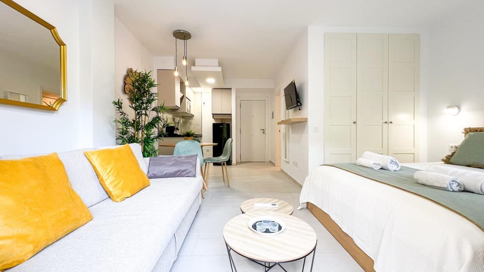 Living room, Bedroom