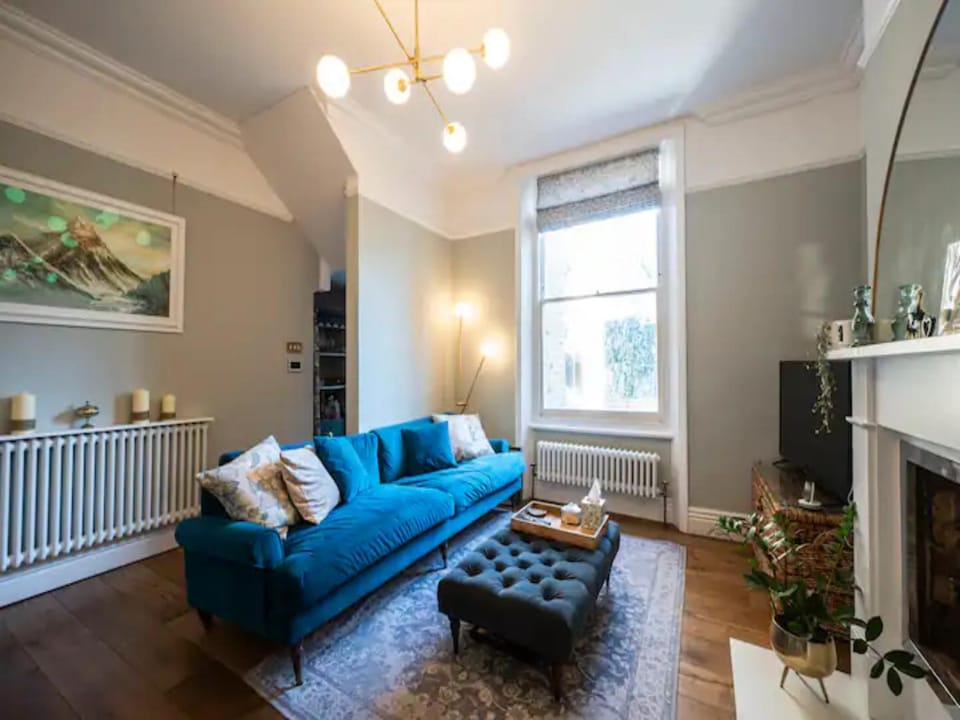 Living room, Other, Seating area, internet