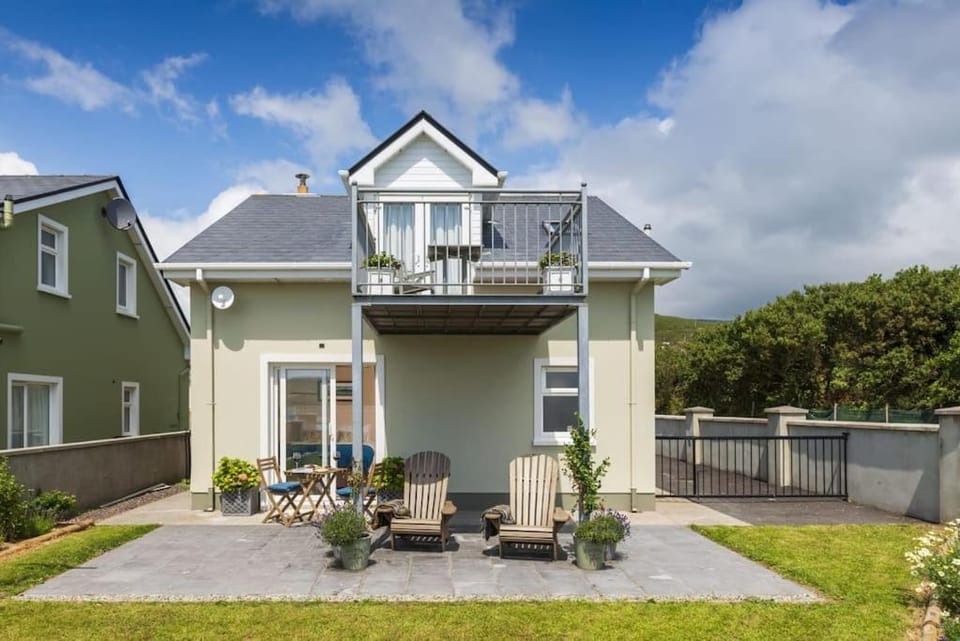 The Burrow Apartment in Dingle