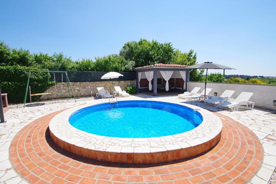 Holiday house Nena House in Pula