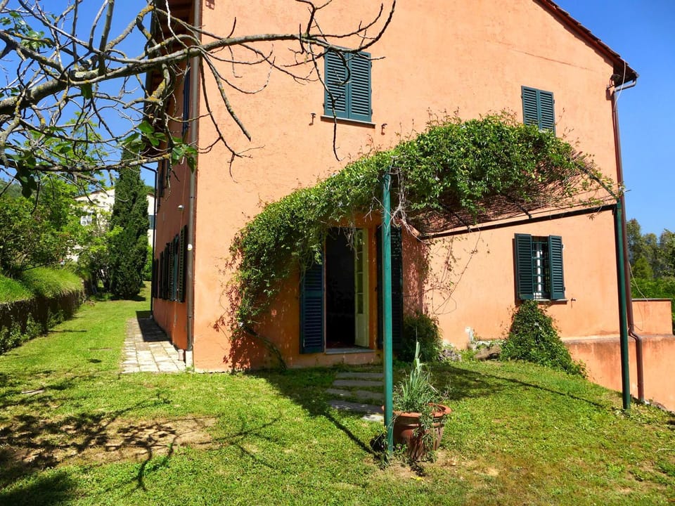 Property building, Garden