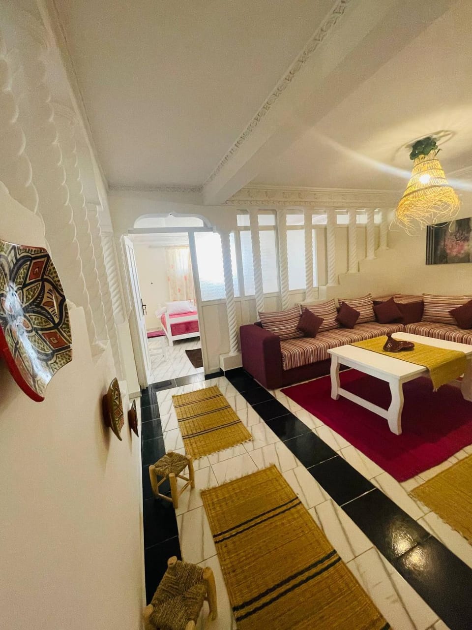 TV and multimedia, Seating area