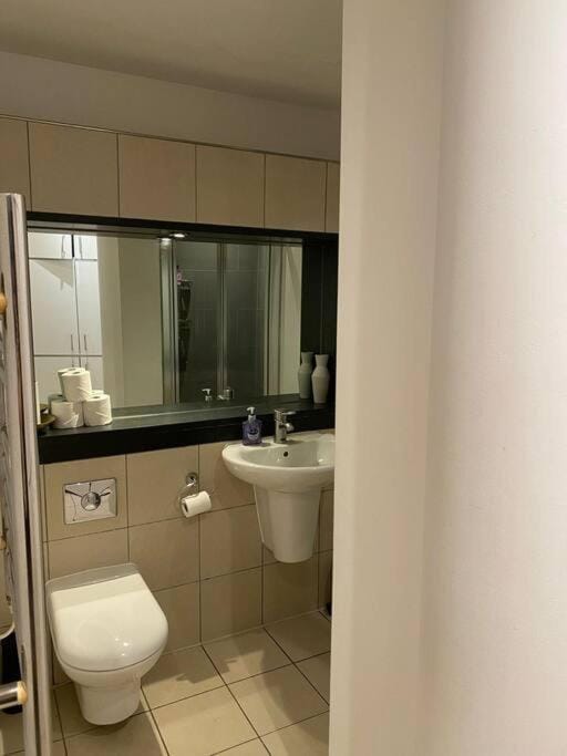 Grand Living near Piccadilly Cov11 Apartment in City of Westminster