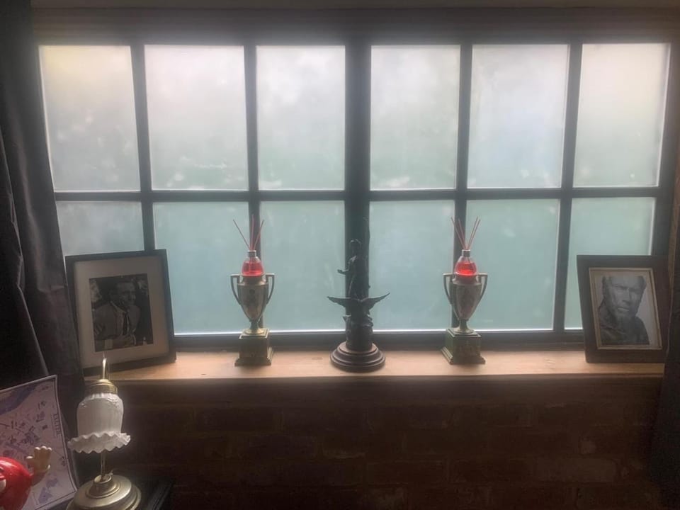 City Centre Stylish Hideaway Apartment in Exeter