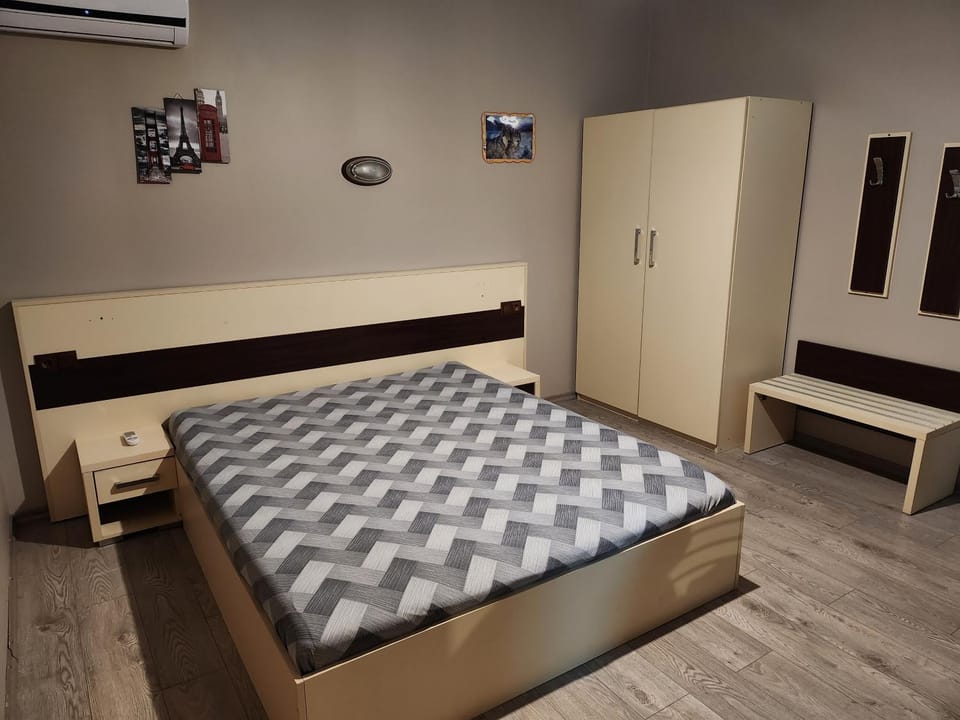 Стаи за нощувки Bed and Breakfast in Jambol, Bulgaria