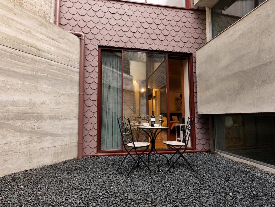 Patio, Inner courtyard view