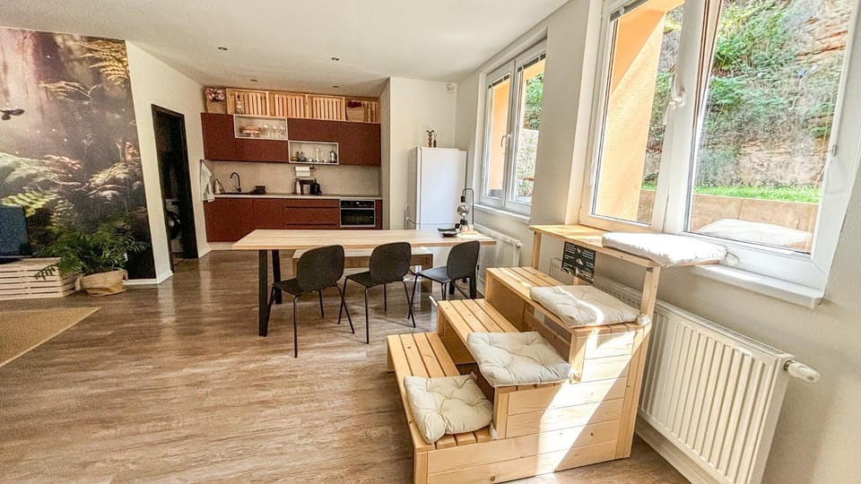 Kitchen or kitchenette, kitchen