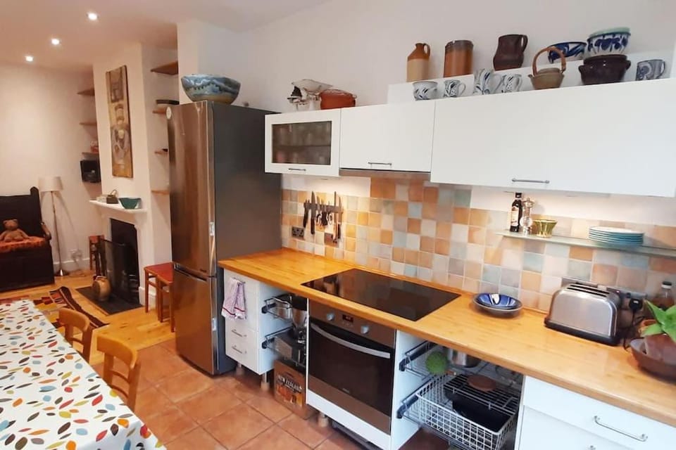 Stylish Victorian House House in Watford