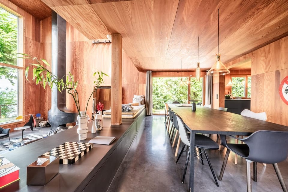 Property building, Living room