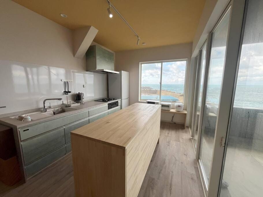 Natural landscape, Kitchen or kitchenette, Sea view, Family, minibar, stove