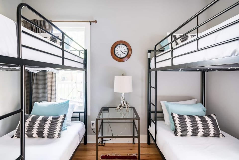 bunk bed