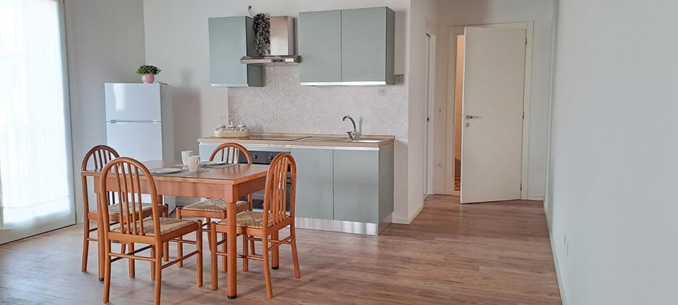 Property building, Kitchen or kitchenette, Living room