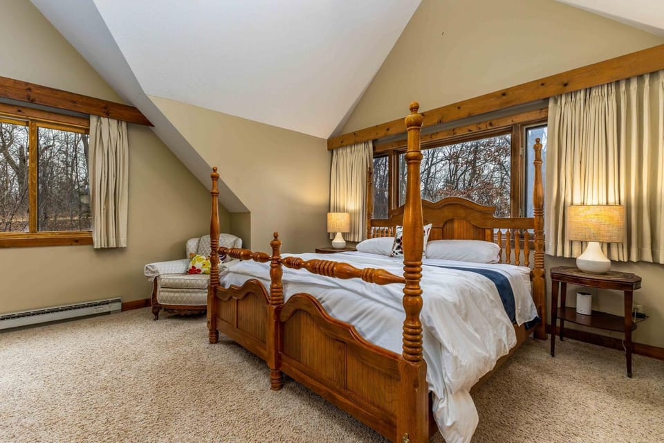 Bed, Bedroom