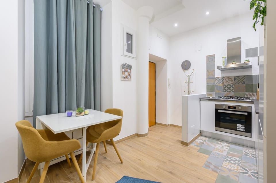 Kitchen or kitchenette, Living room, pet friendly