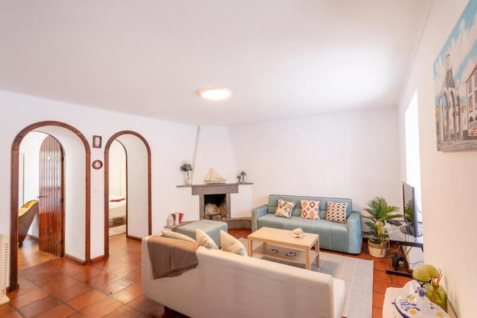 GuestReady - Casa dos Moinhos near the beach House in Azores District